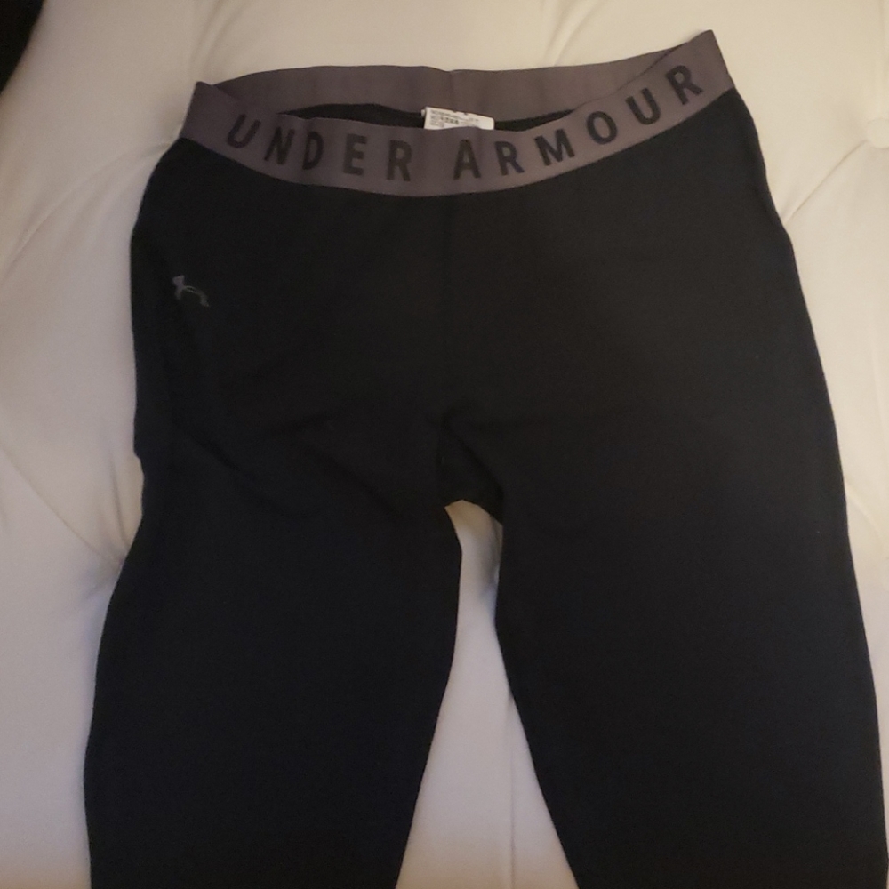 Under armour capris